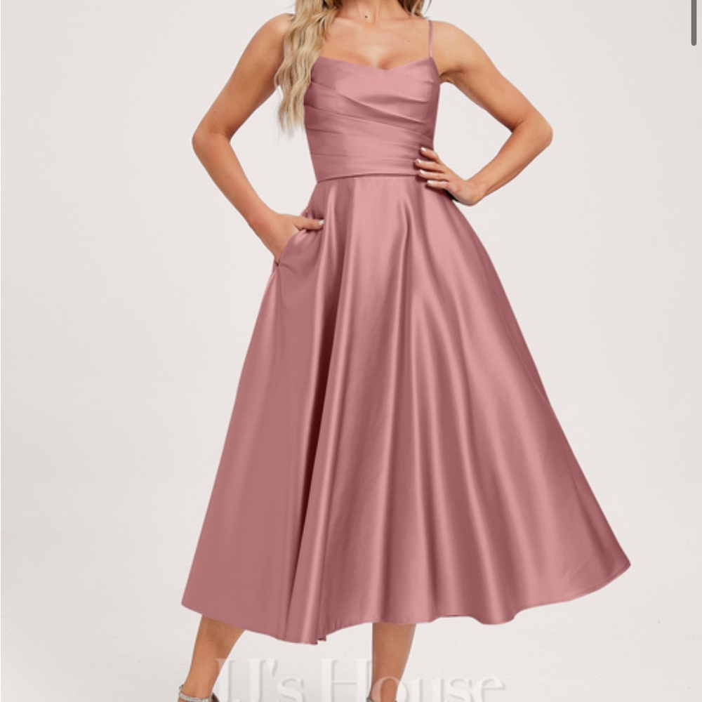 New A-line V-Neck Tea-Length Satin Mauve Cocktail Dress Size 8